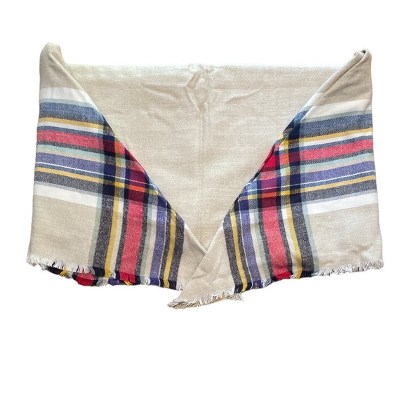 Gap multicolored scarf - 50x50 inches - Picture 3 of 4